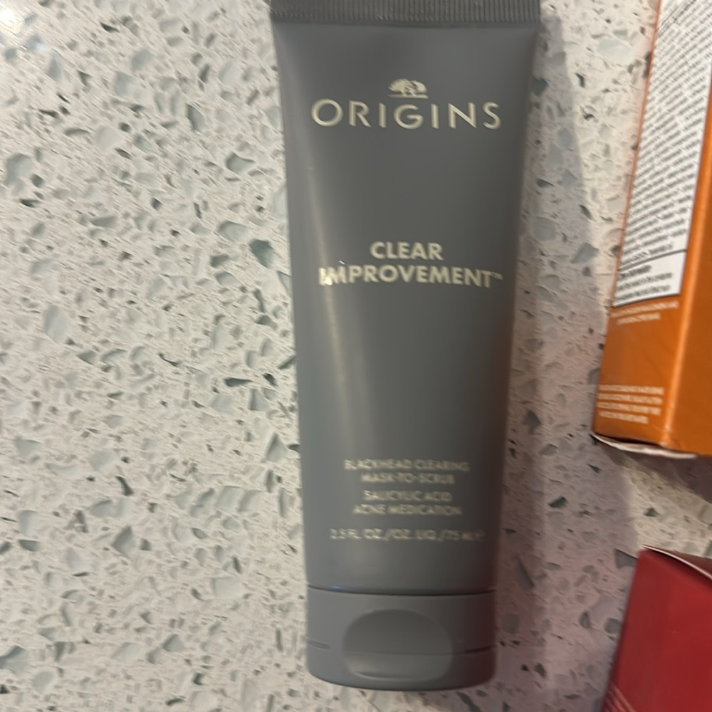✨ Luxury Skincare Bundle – $85 ✨
(Origins & REN – $177+ Value) - Picture 2 of 5